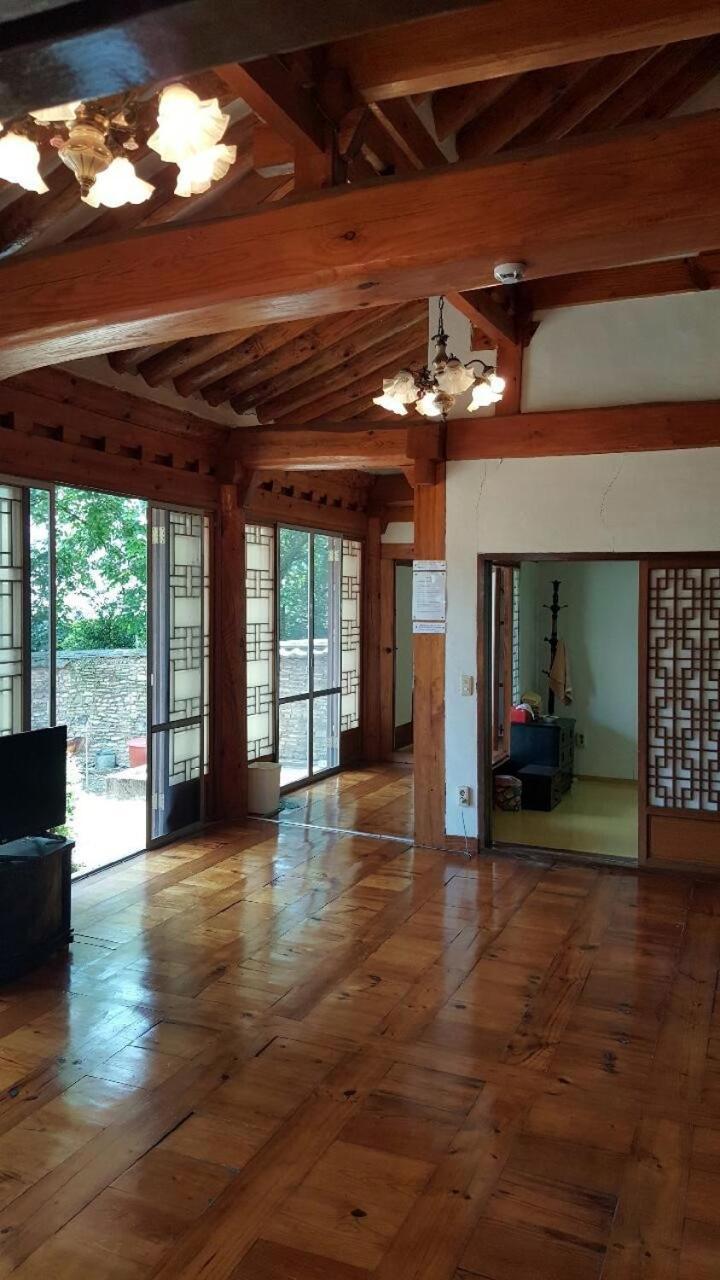 Goseong Choi Pilgan`s Old House Goseong (Gyeongsang) Exterior foto